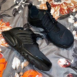 NWOT Big Kids Nike Presto Casual Shoe